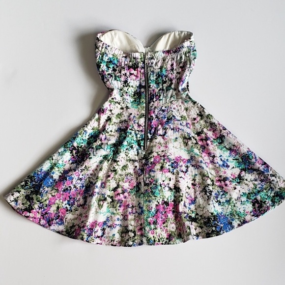 Miami Floral Sweetheart Dress - Picture 3 of 7